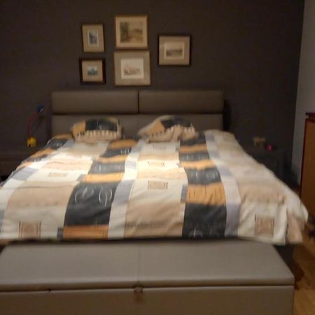 Luxe Appartement Met 3 Slaapkamers En 1 Kingsize Bed Slaapzetel En Drie Dubbelbedden デンデルモンデ エクステリア 写真