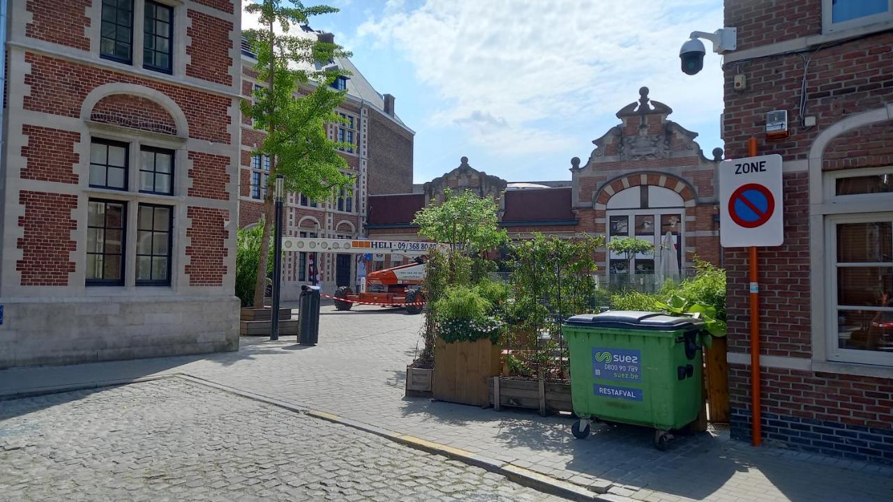 Luxe Appartement Met 3 Slaapkamers En 1 Kingsize Bed Slaapzetel En Drie Dubbelbedden デンデルモンデ エクステリア 写真